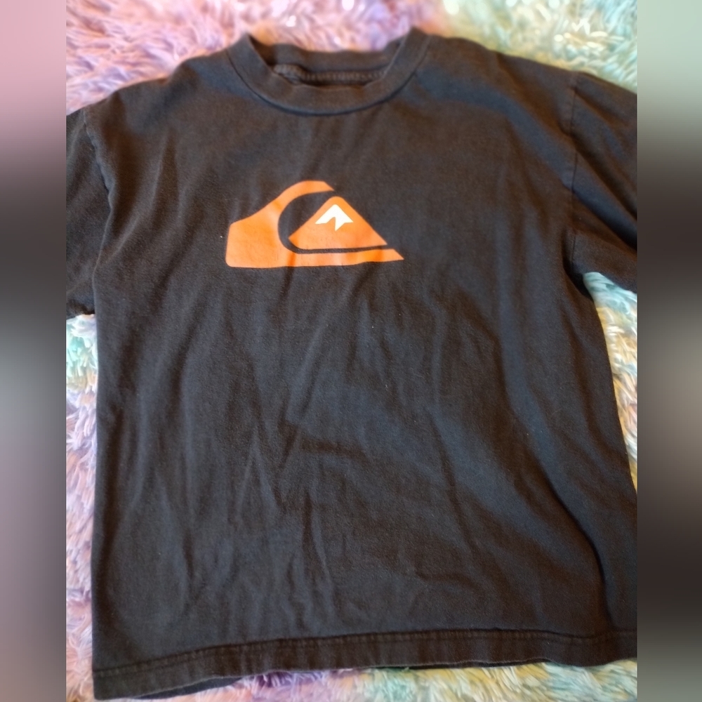 Quiksilver boys t-shirt